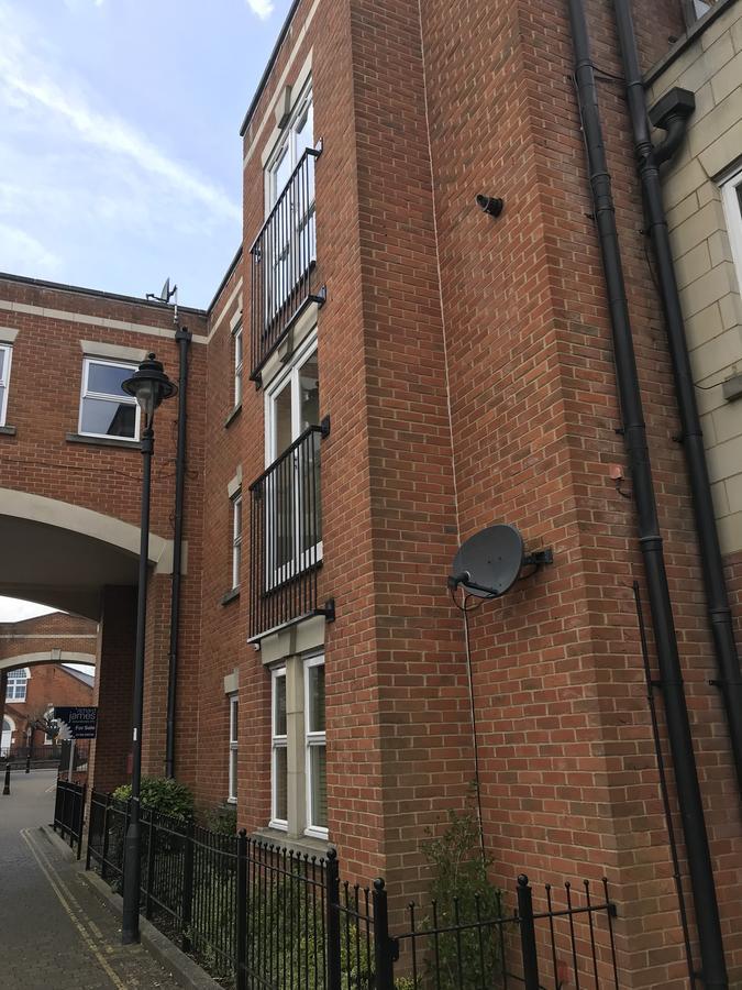 Godwin Court 21 Apartamento Swindon Exterior foto